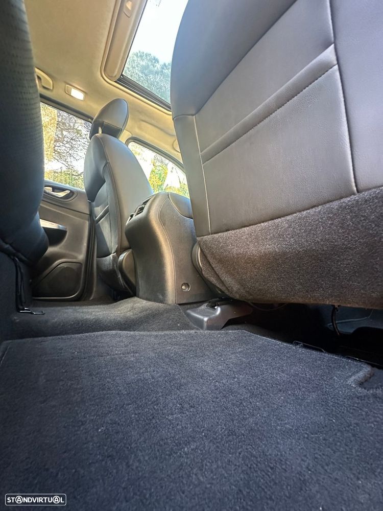 Nissan Navara 2.3 dCi CD 4WD Acenta - 28