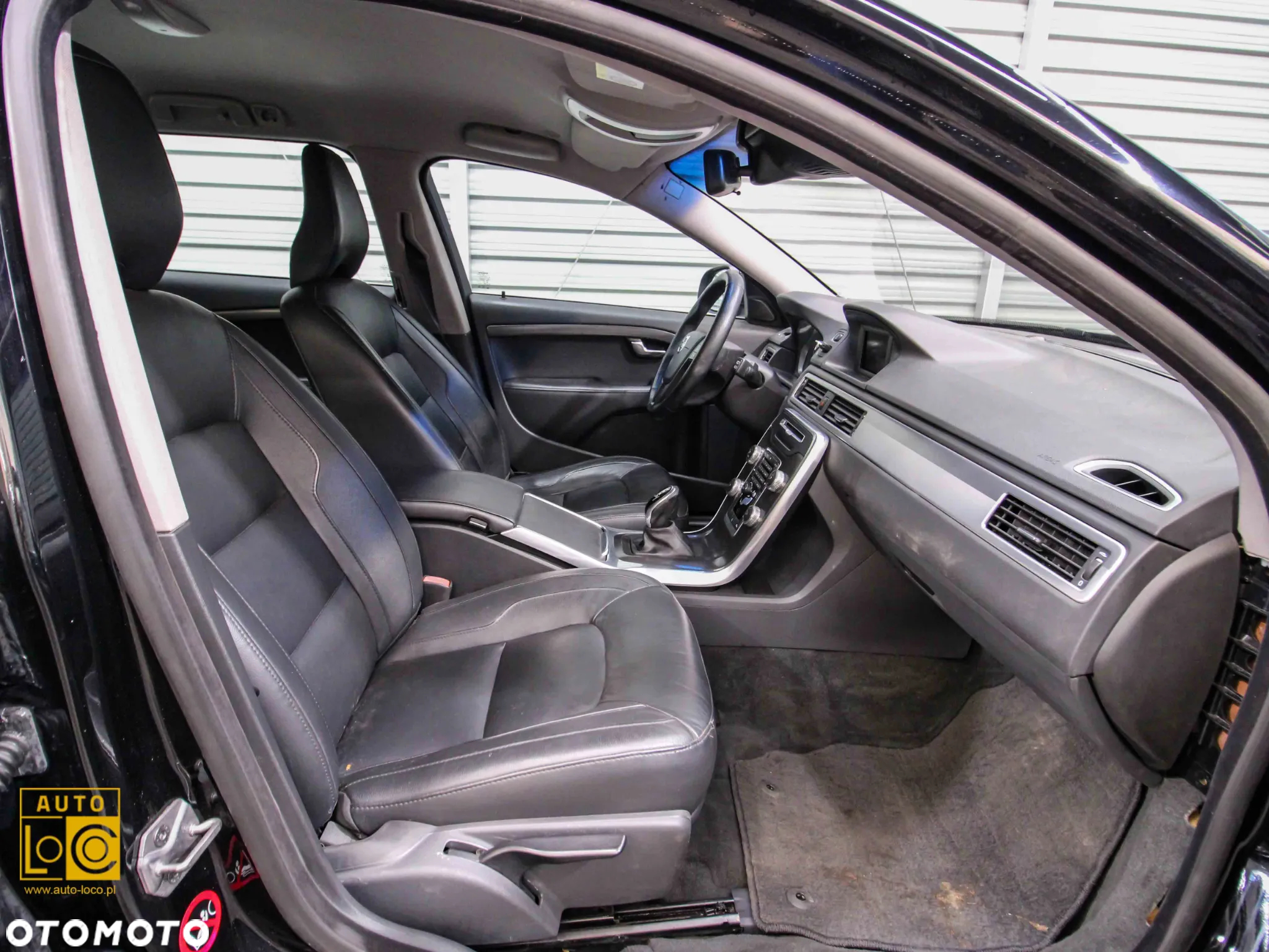 Volvo V70 T5 Geartronic Momentum - 8