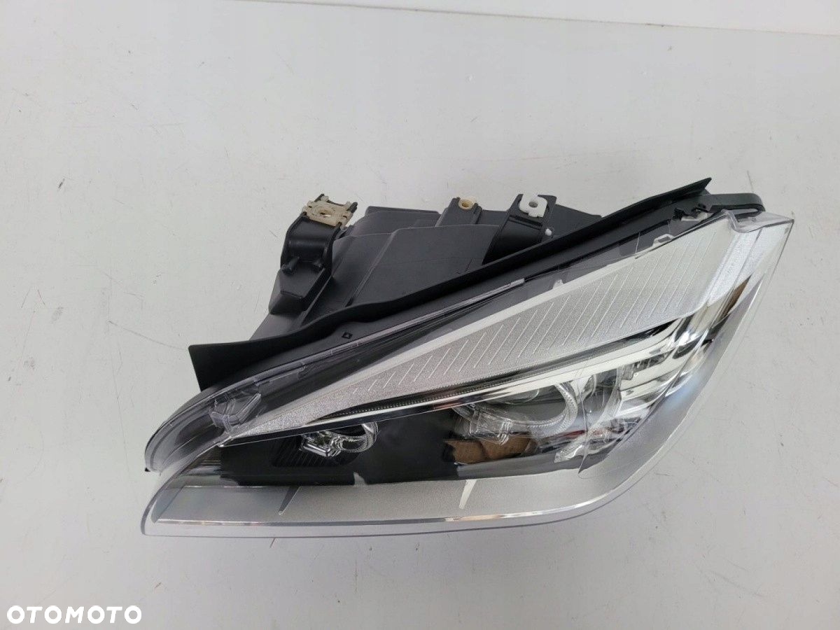 BMW X1 E84 LCI - Lampa przednia Xenon - Lewa 9999 - 2