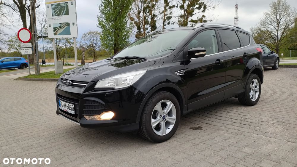 Ford Kuga 1.6 EcoBoost 2x4 Trend - 3