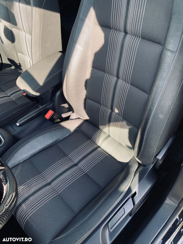 Volkswagen Golf - 7
