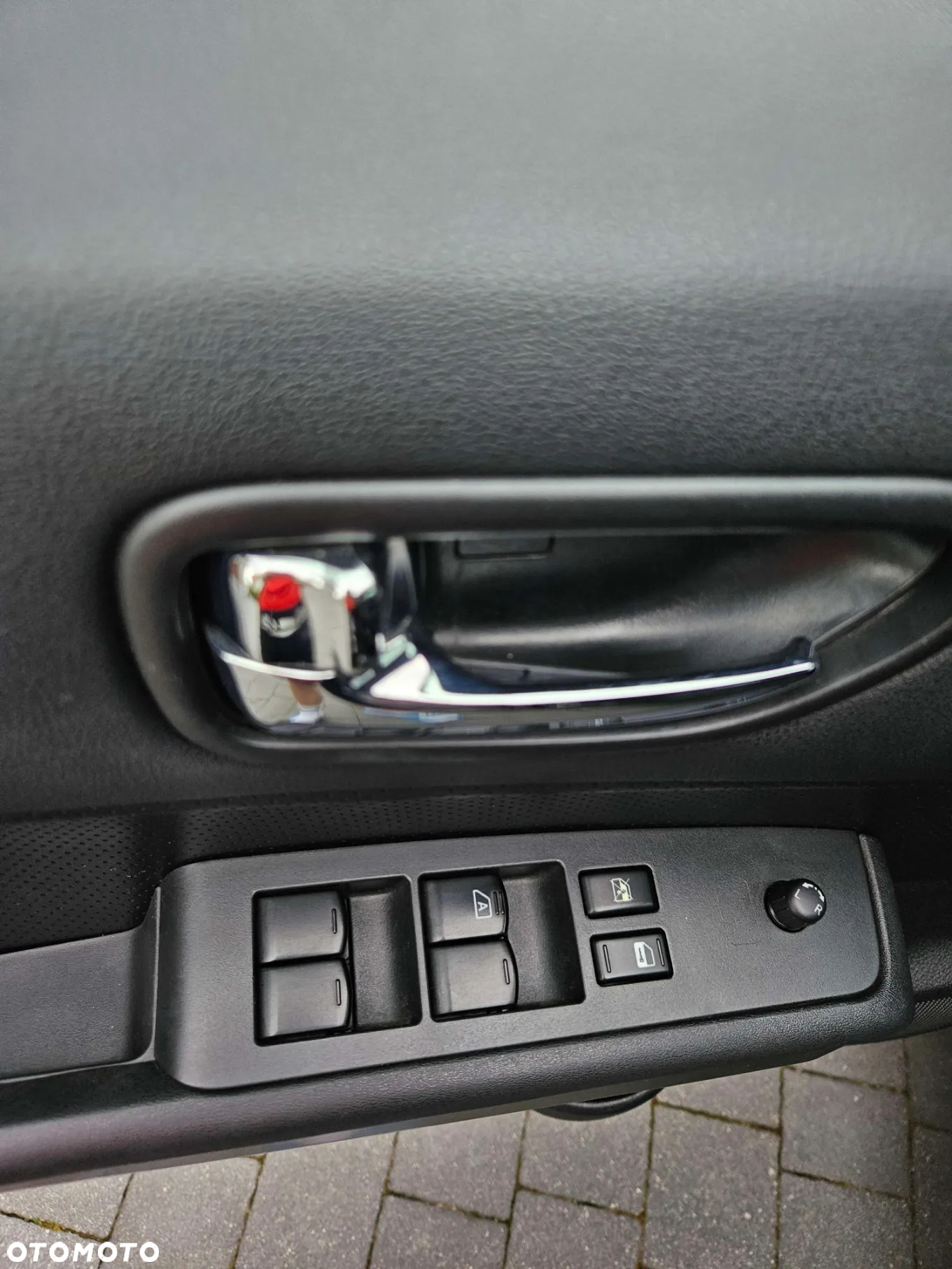 Nissan X-Trail 2.5 4x4 CVT-Automatik SE - 26