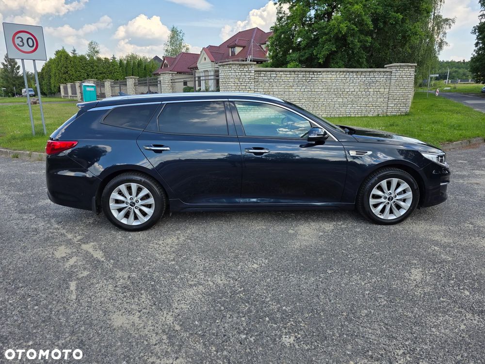 Kia Optima 1.7 CRDI L DCT - 21