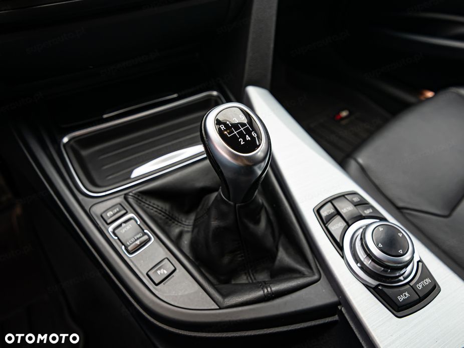 BMW Seria 3 320d - 19