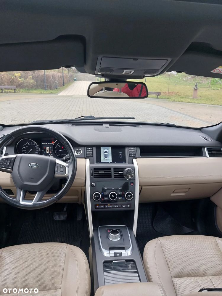 Land Rover Discovery Sport TD4 HSE Luxury - 14