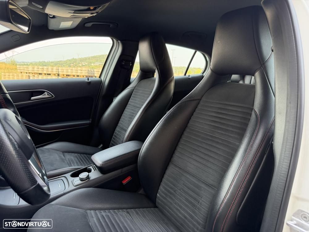 Mercedes-Benz GLA 180 d 7G-DCT AMG Line - 11