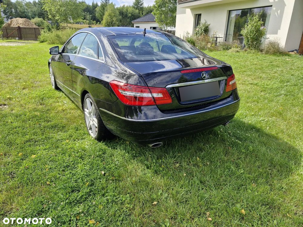 Mercedes-Benz Klasa E 350 CDI BlueEff - 4