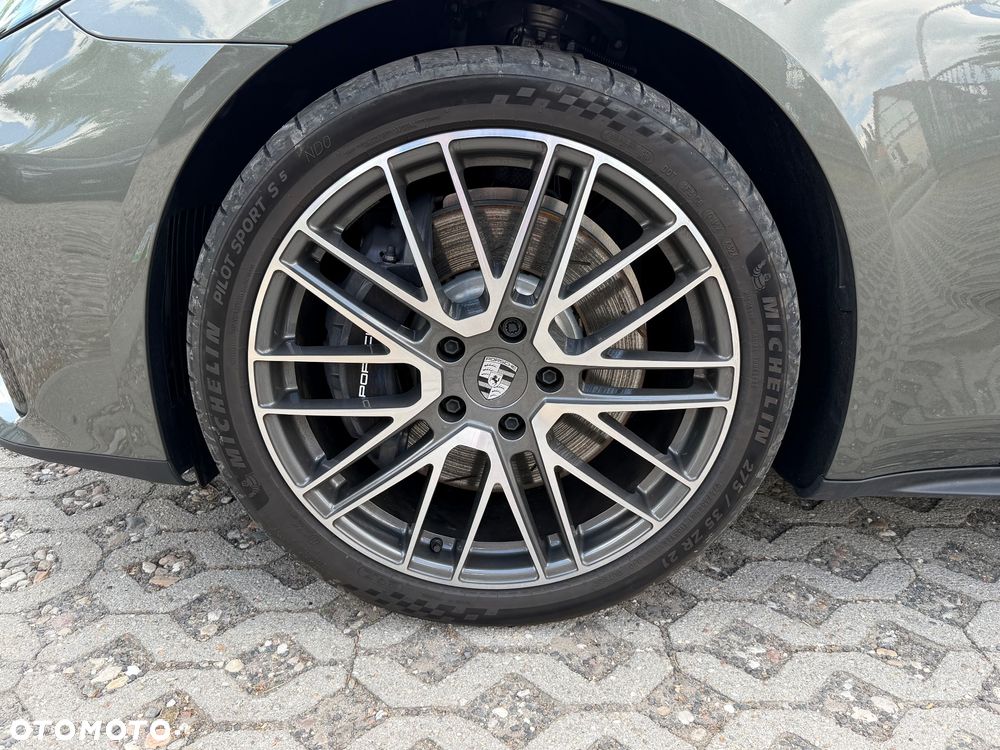 Porsche Panamera 4 E-Hybrid Executive - 11