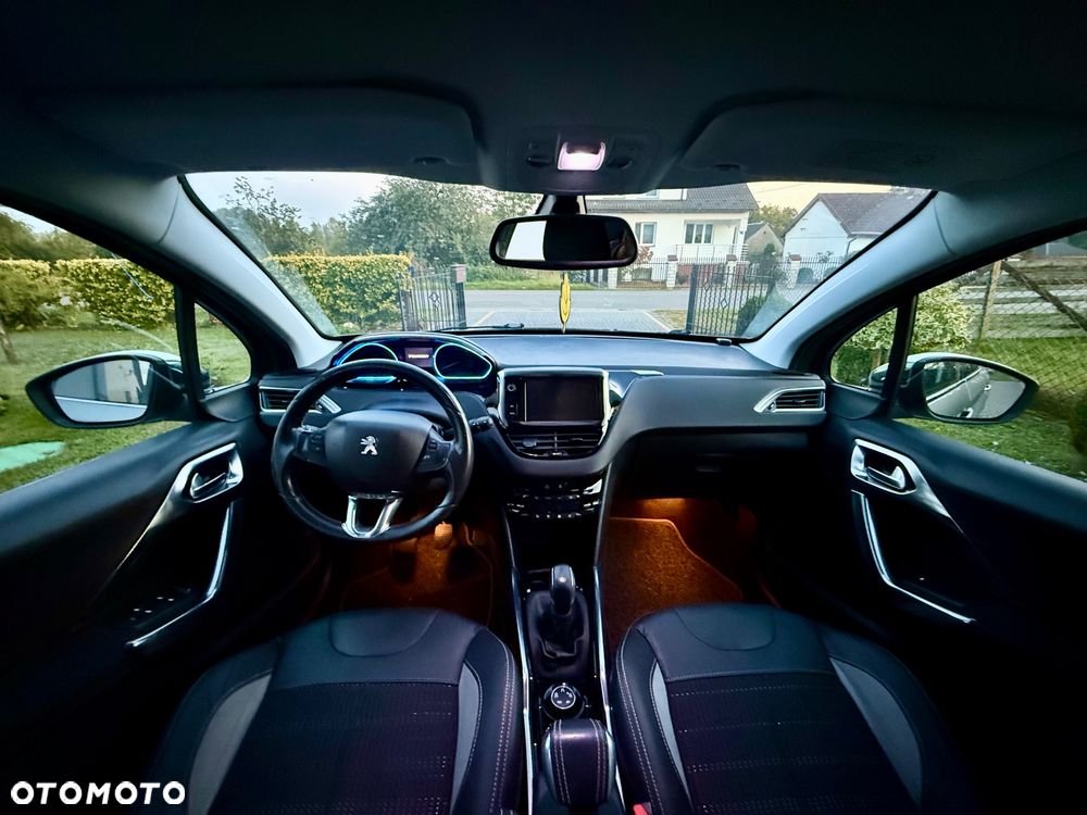 Peugeot 2008 - 25