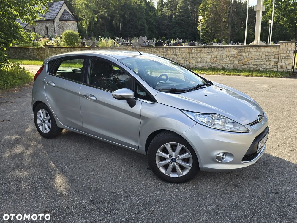 Ford Fiesta 1.4 Champions Edition - 18