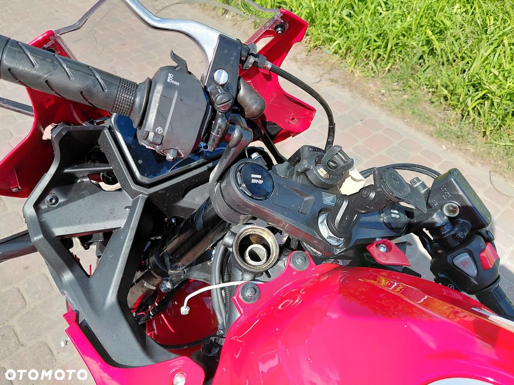 Honda CBR - 18