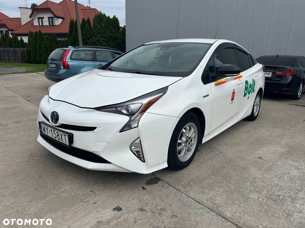 Toyota Prius (Hybrid) Executive - 1
