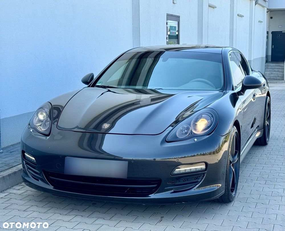 Porsche Panamera 4S PDK - 21