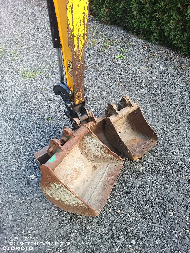 JCB 16c1 - 4