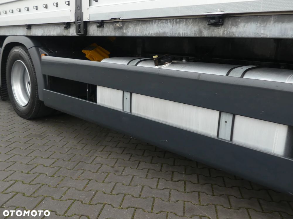 MAN TGX 26.460 / ZESTAW PRZEJAZDOWY / WINDA / KLIMA POSTOJOWA / - 11