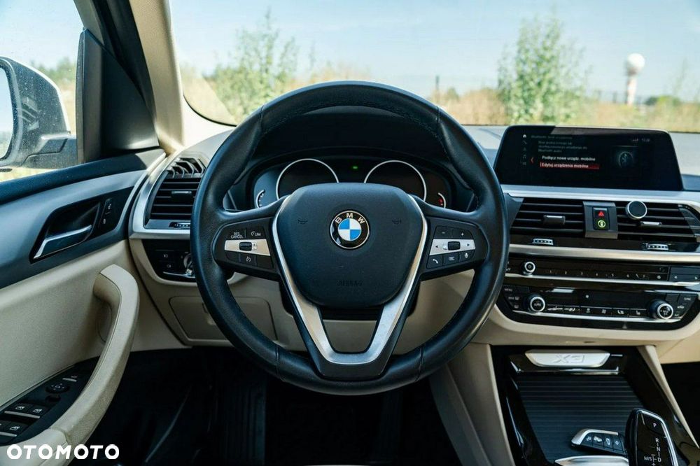 BMW X3 xDrive20i - 19