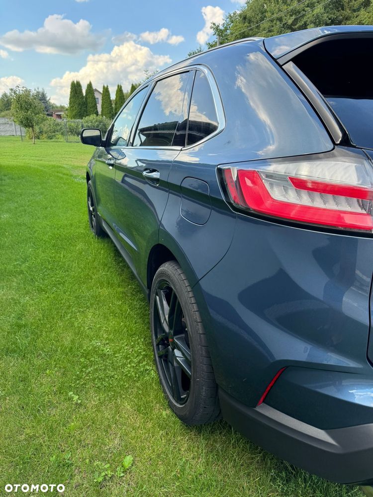 Ford Edge - 8