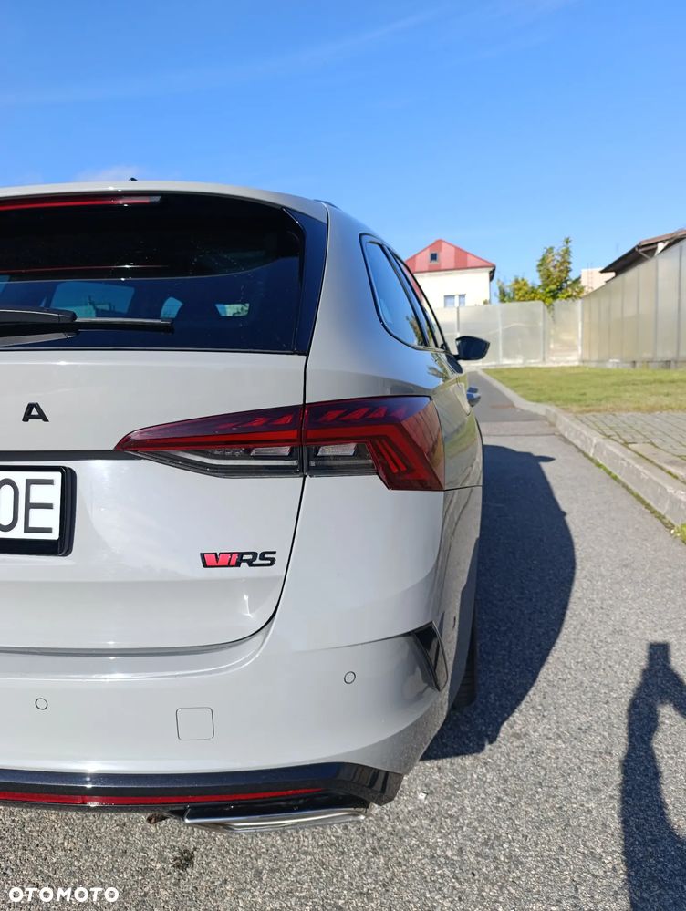 Skoda Octavia 2.0 TDI DSG RS - 7