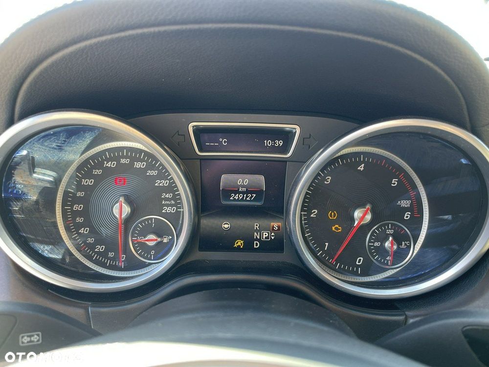 Mercedes-Benz GLS 350 d 4Matic 9G-TRONIC AMG Line - 8