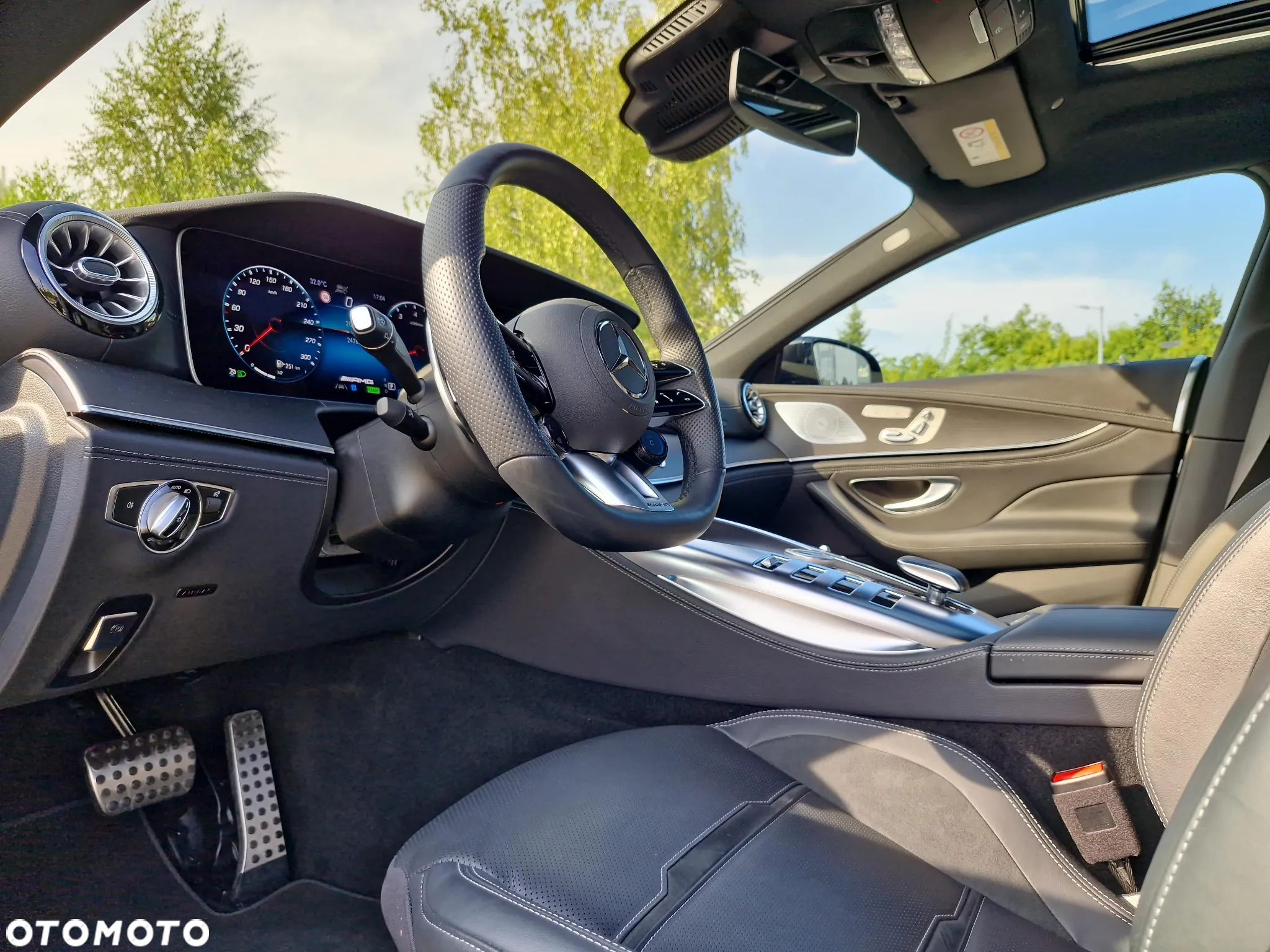 Mercedes-Benz AMG GT 43 4-Matic+ - 11