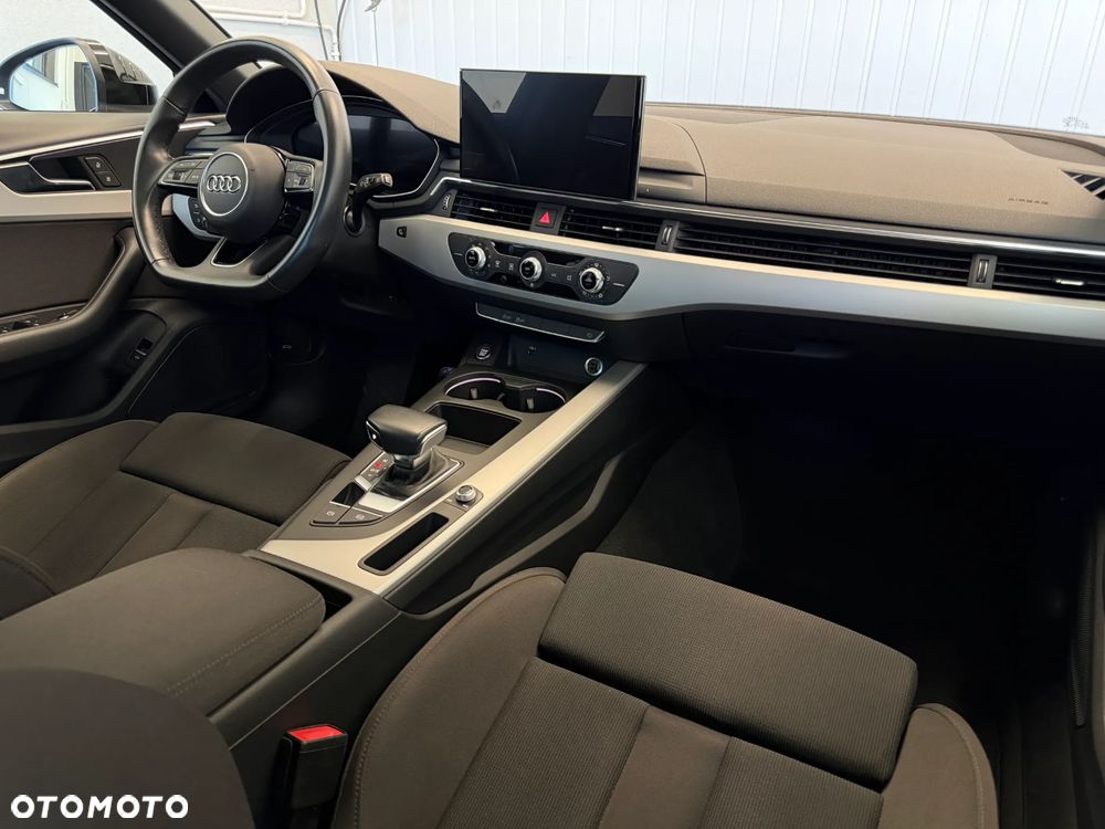 Audi A4 Avant 35 TFSI mHEV S tronic - 24