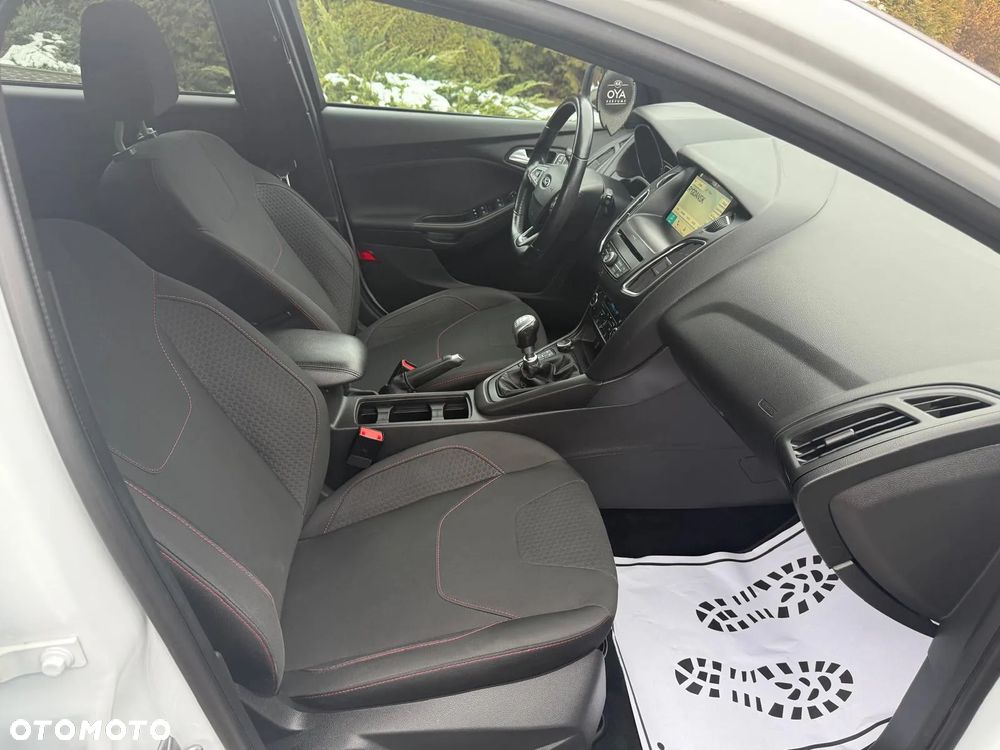 Ford Focus 1.0 EcoBoost ST-Line ASS - 21