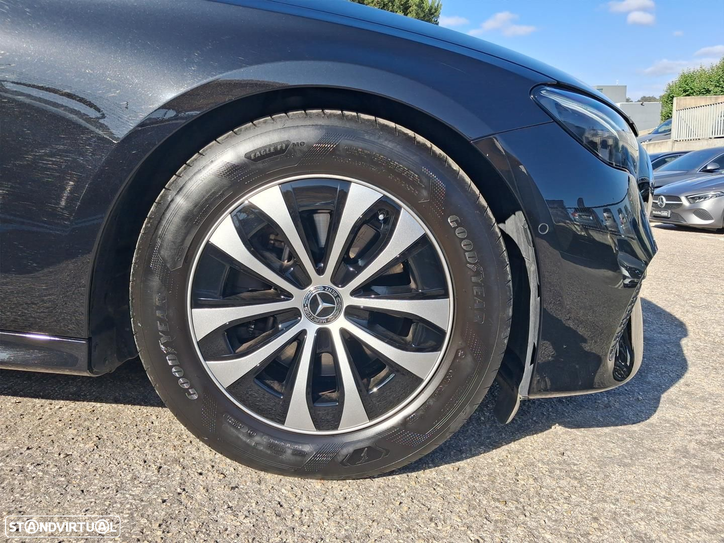 Mercedes-Benz E 220 d - 4