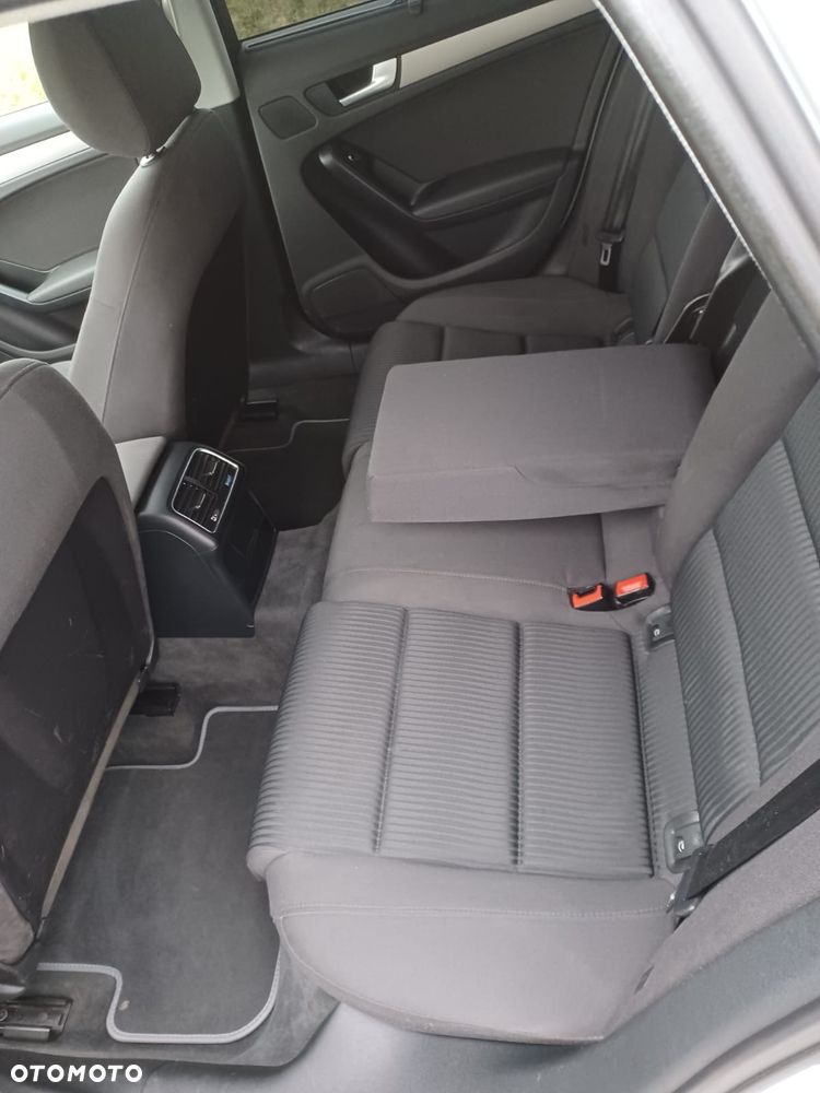 Audi A4 Avant 2.0 TDI - 11