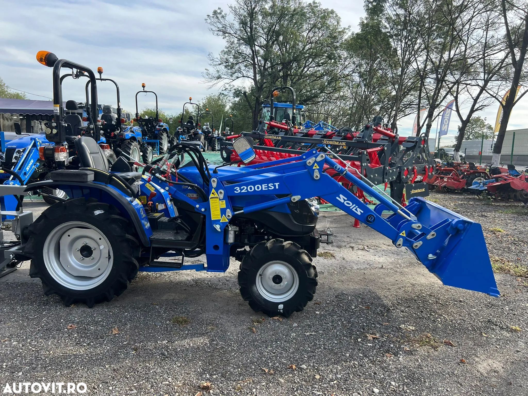Solis S22 cu încărcător frontal - 1