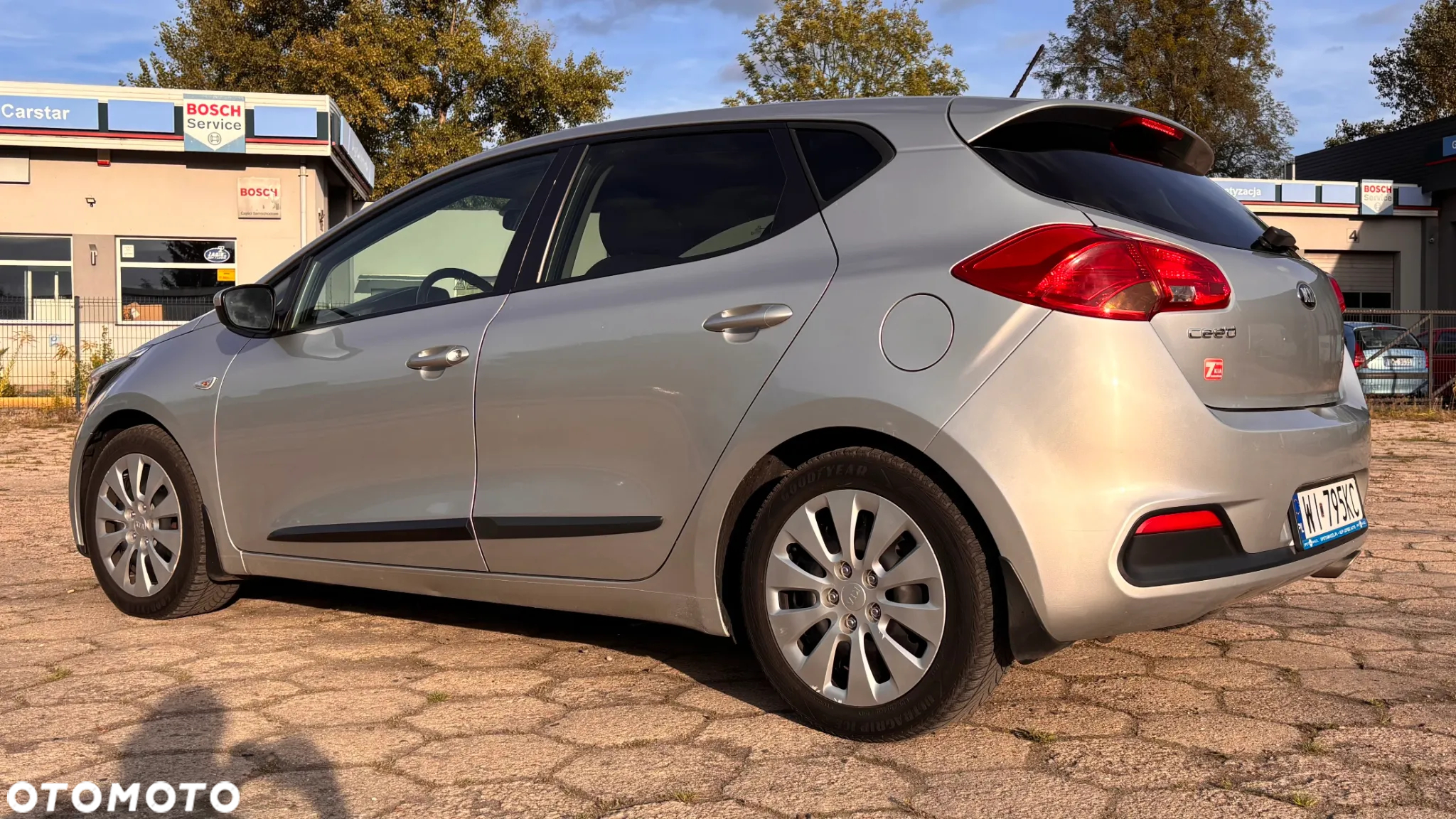 Kia Ceed - 12