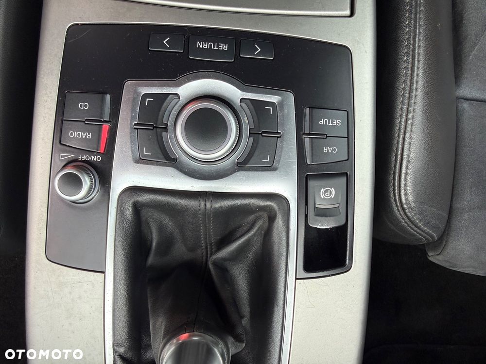 Audi A6 Allroad - 16