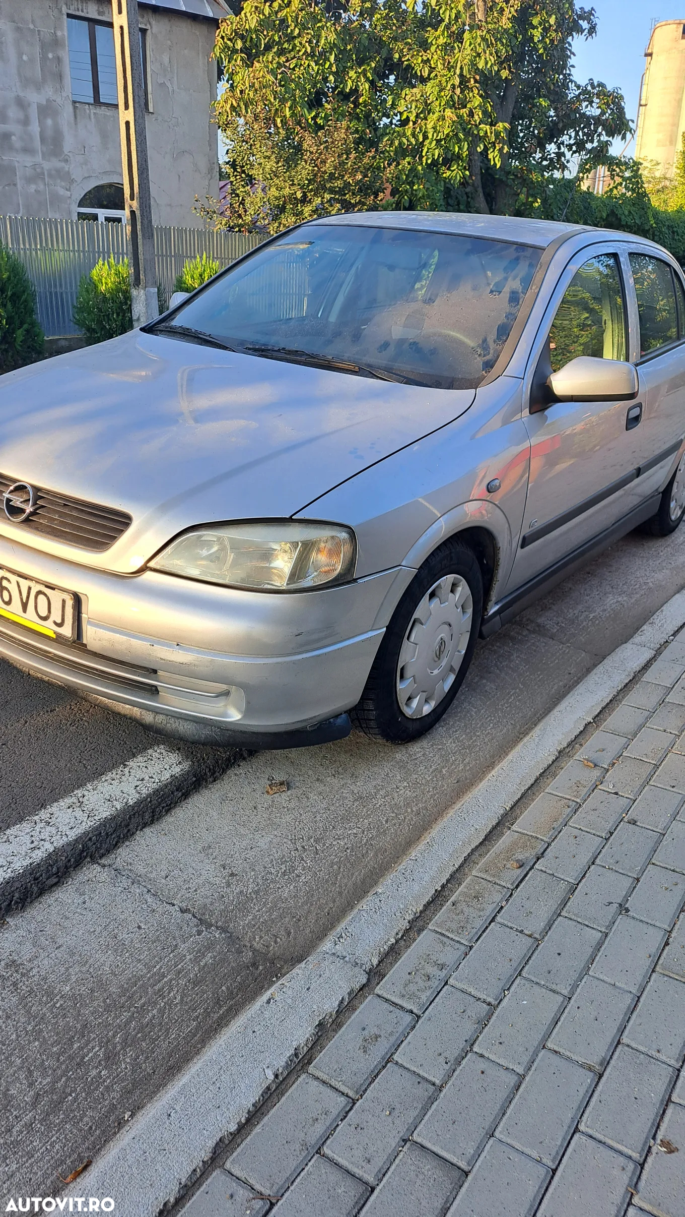 Opel Astra 1.4i 16V Club - 4