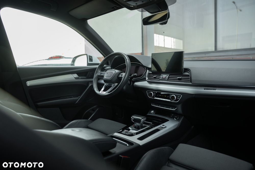 Audi Q5 50 TFSIe quattro S tronic S line - 29