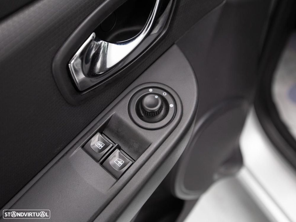 Renault Clio 1.5 Blue dCi Intens - 12