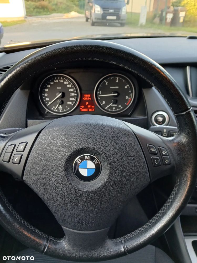 BMW X1 xDrive18d - 5