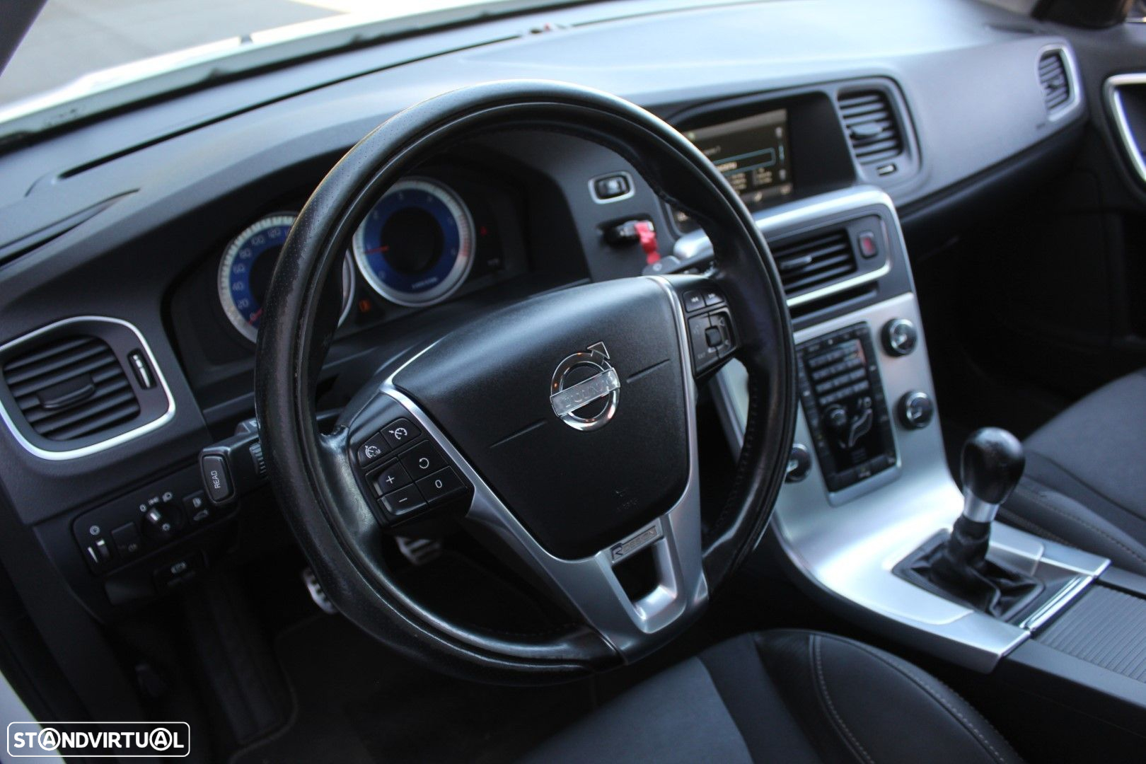 Volvo S60 1.6 D2 R-Design - 14