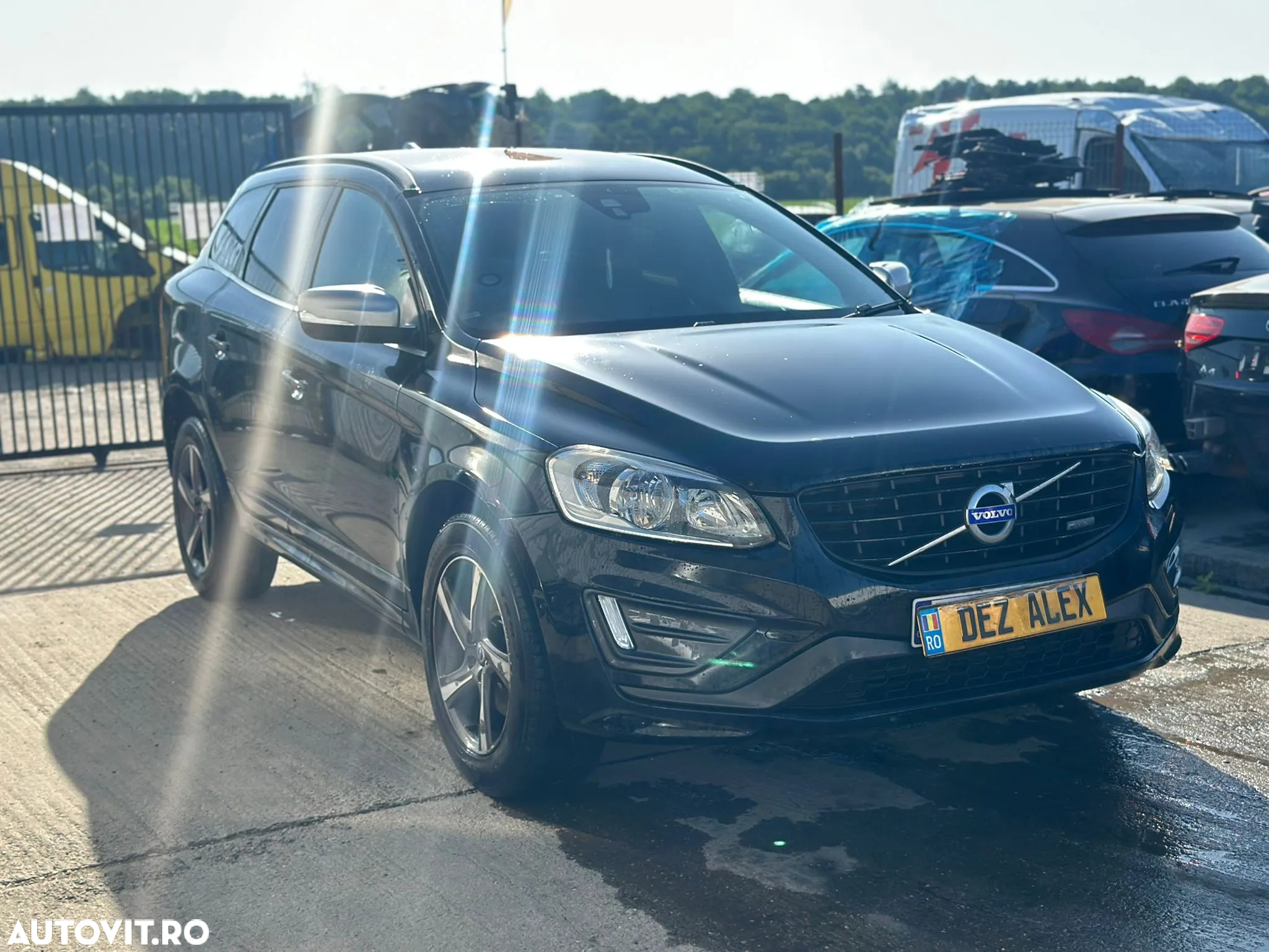 Dezmembrari Volvo XC60 R-Design 2.0 Diesel - 2