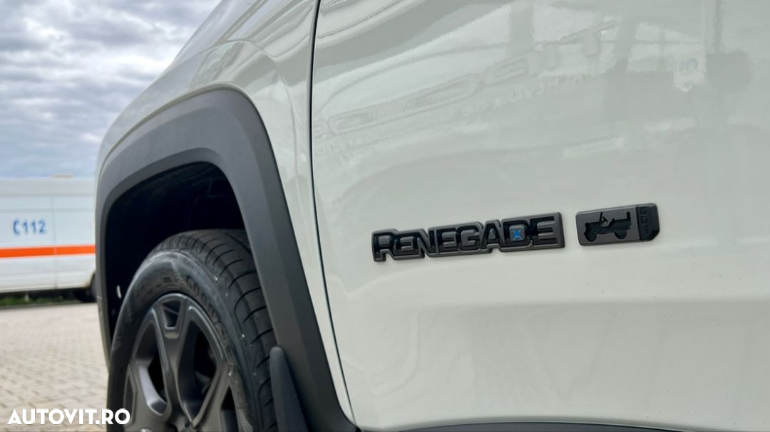 Jeep Renegade - 13