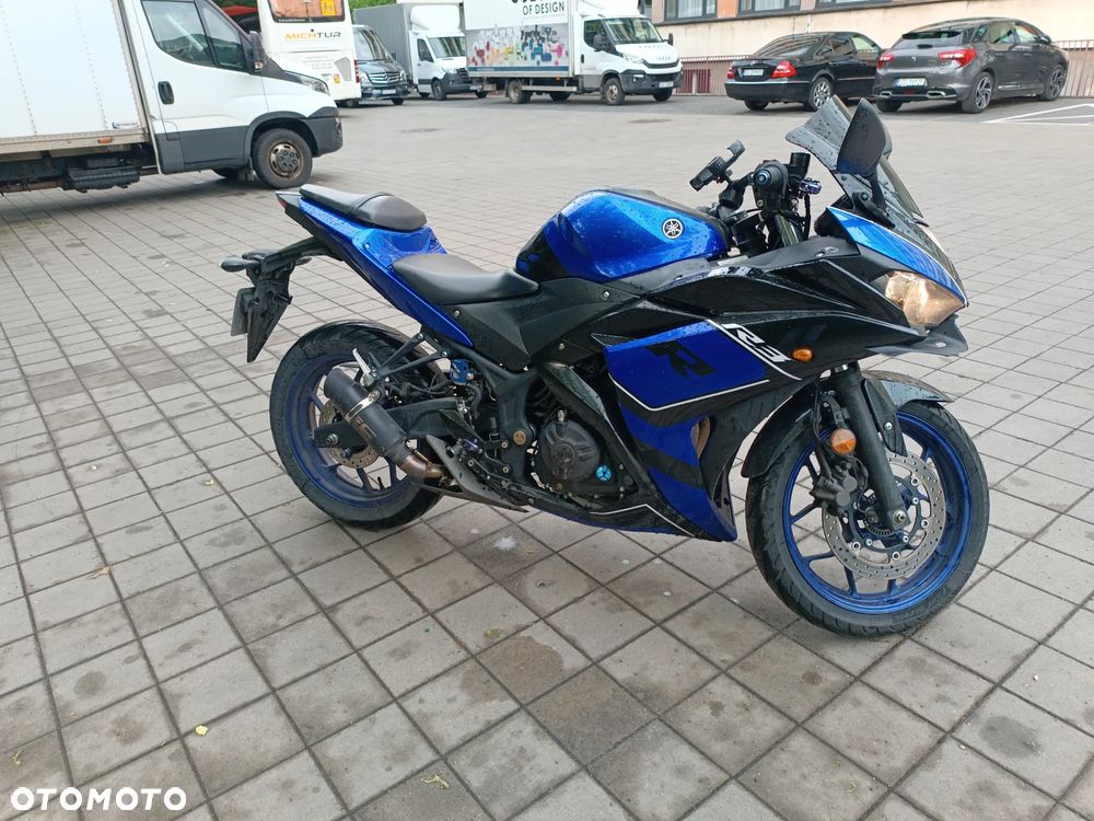 Yamaha YZF - 3