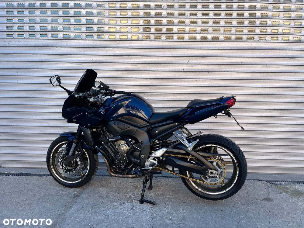 Yamaha FZ - 8