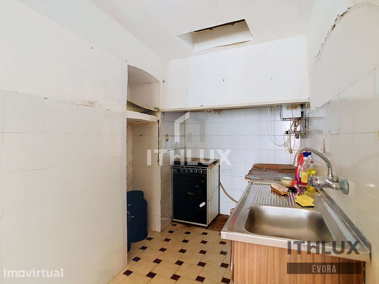 Moradia localizada em Borba - Grande imagem: 3/13