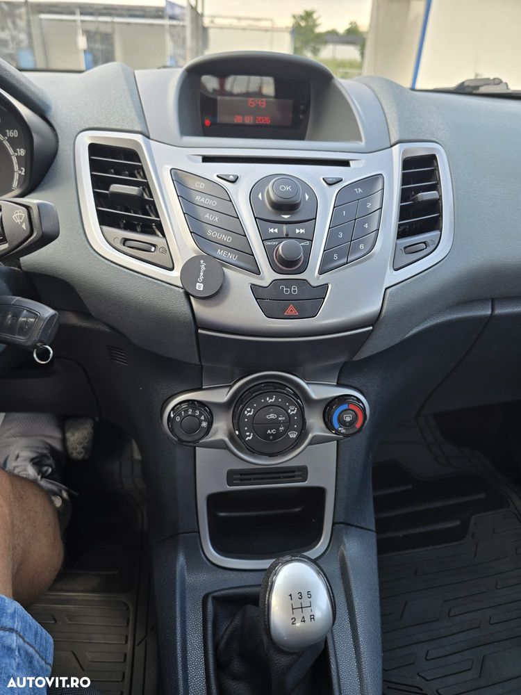 Ford Fiesta 1.25i Trend - 21