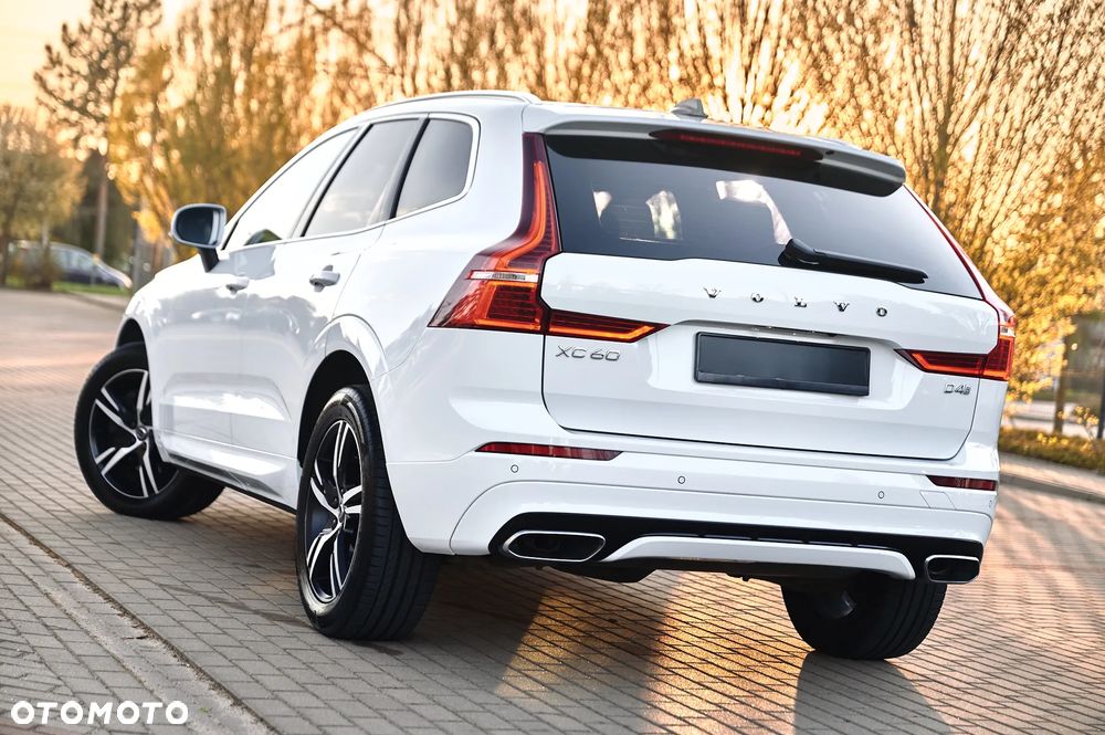 Volvo XC 60 D4 R-Design - 20