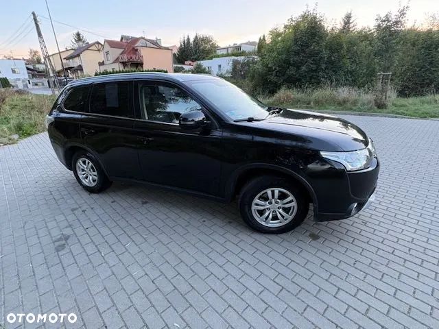 Mitsubishi Outlander - 3