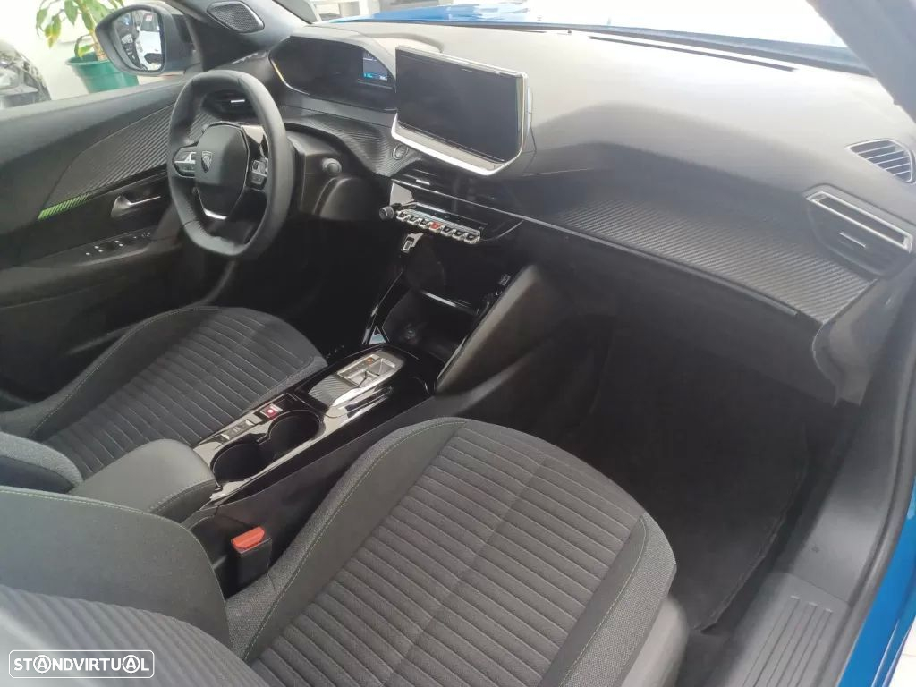 Peugeot e-2008 54 kWh Active - 26