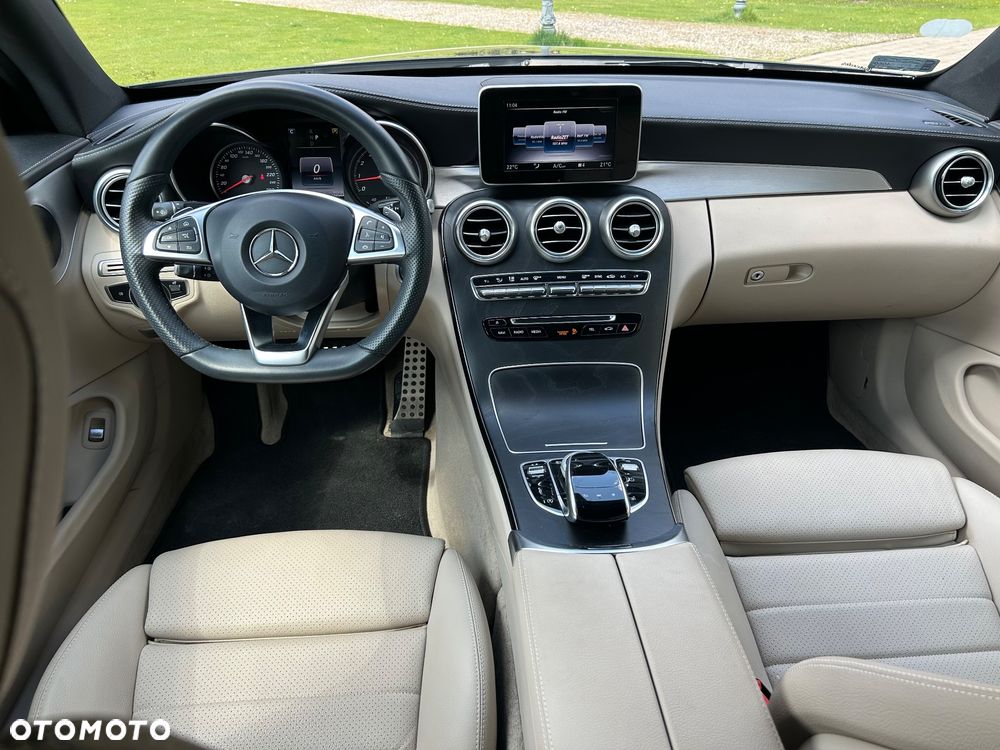 Mercedes-Benz Klasa C 200 4-Matic 9G-Tronic - 24