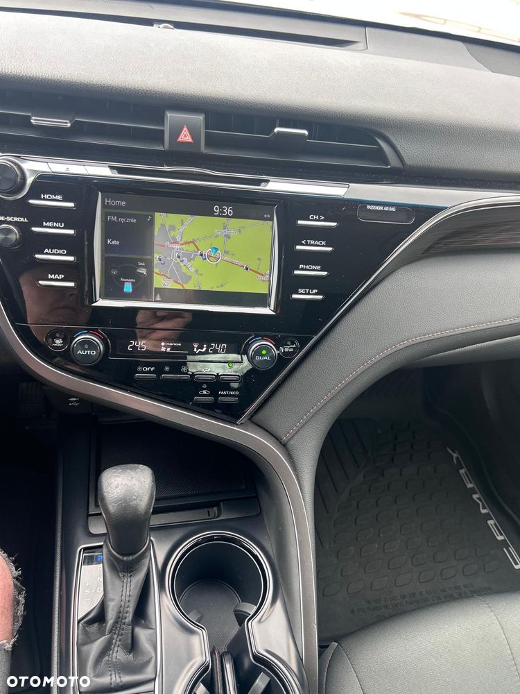 Toyota Camry 2.5 Hybrid Comfort CVT - 15