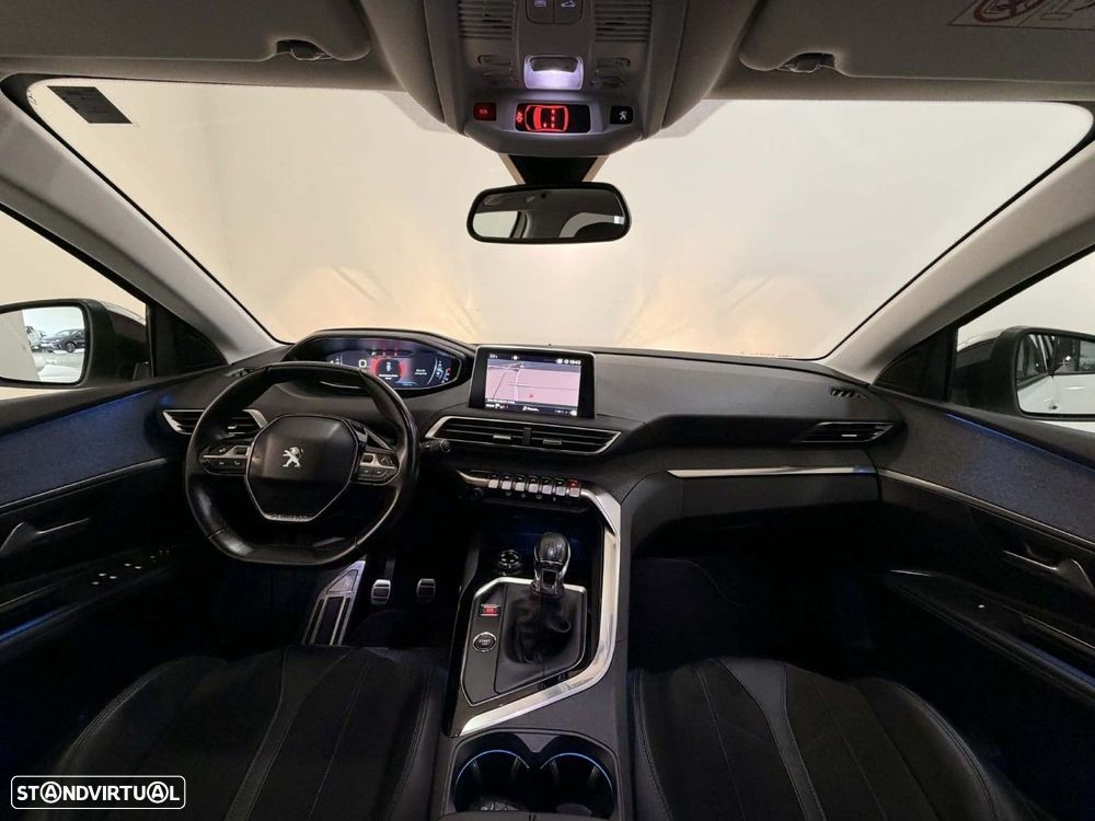 Peugeot 3008 - 13