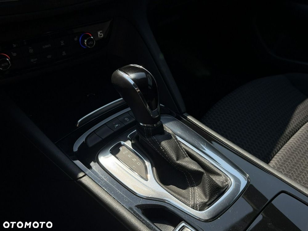 Opel Insignia 2.0 CDTI Elegance S&S - 26