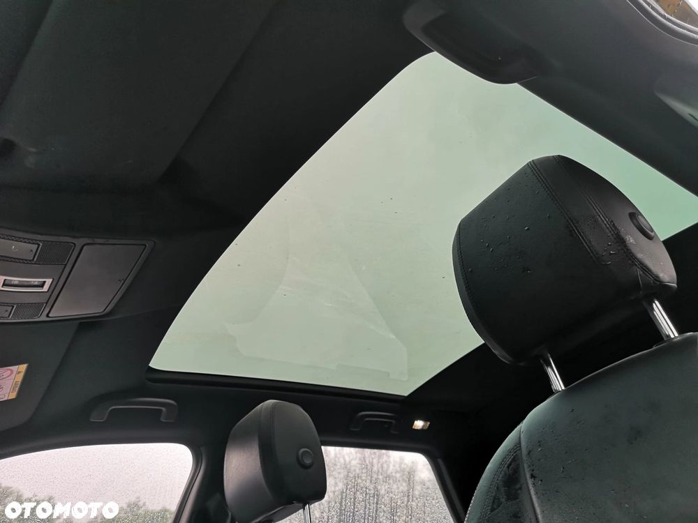 Land Rover Discovery Sport TD4 HSE Luxury - 32